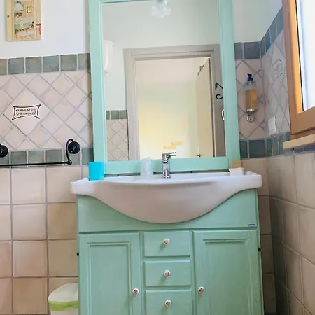 La Del Sud Bed & Breakfast 4*