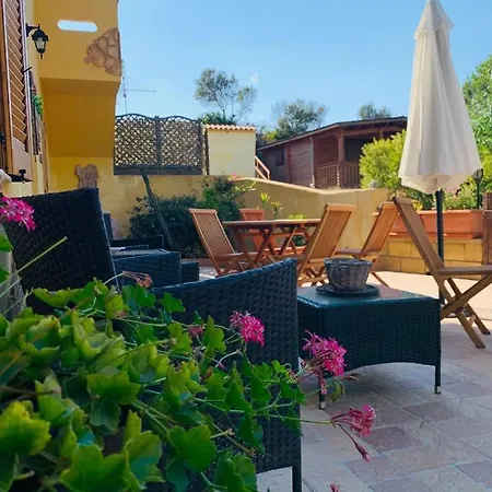 La Del Sud Bed & Breakfast 4*