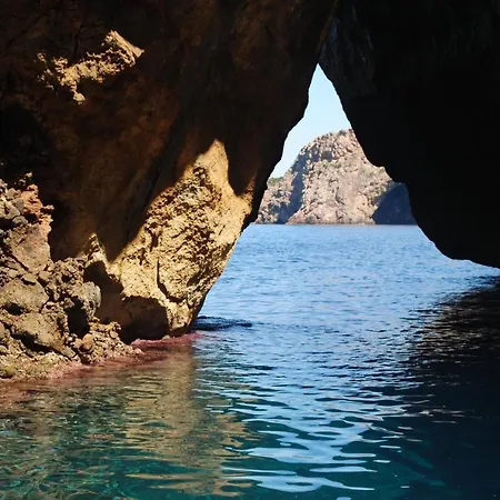 La Del Sud ベッド・アンド・ブレックファスト 4*