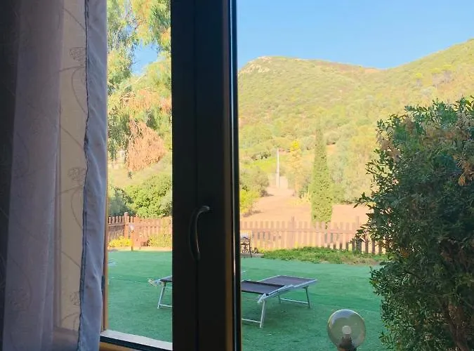 La Del Sud Bed & Breakfast 4*